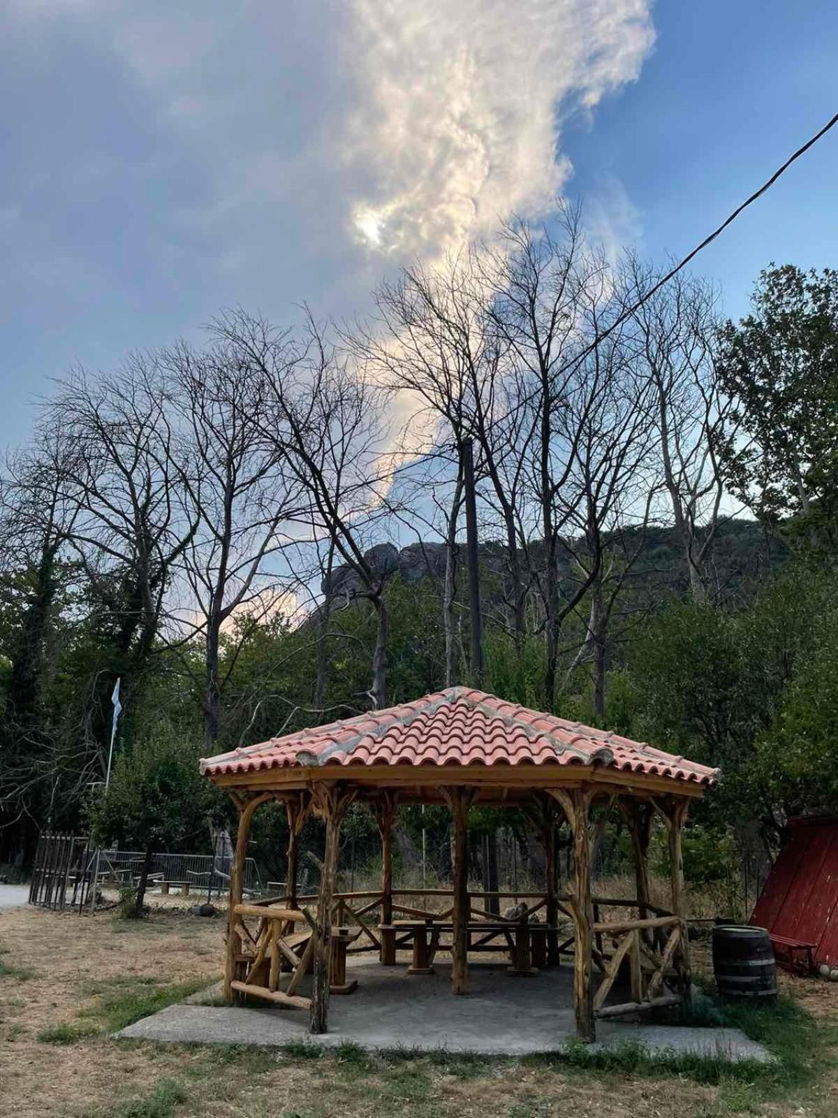 Michel Studios Калаврита Экстерьер фото